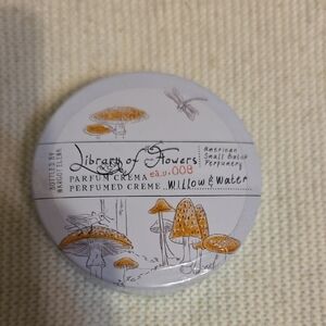 Margot Elena Library of Flowers Perfumed Creme Willow And Water